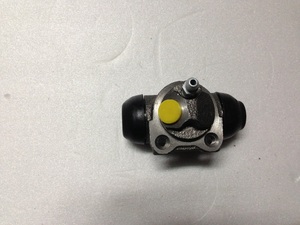 Тормозной цилиндрик левый Smart LPR