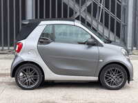 Smart Fortwo 453 EQ Cabrio 08/2018 серый мат