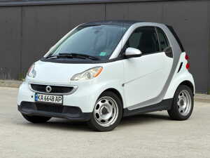 Smart Fortwo 451 1.0 бензин 04/2014 бело-серый