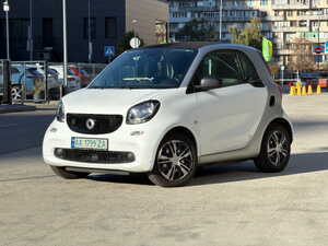 Smart Fortwo 453 EQ 12/2018 бело-серый