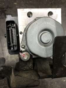 Блок ABS Fiat 500E 04581539AD 04581540AC