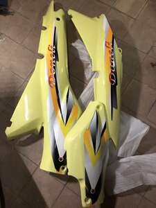 Пластик боковой для скутера Doneli