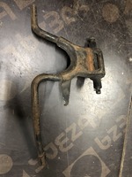 Центральная подножка для скутера Yamaha оригинал