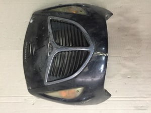 Передний пластик Honda SH 64301-KPR-9000 клюв вставка 64305-KPR-9000