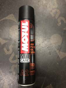 Масло для воздушных фильтров мотоциклов спрей Motul