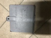 Крышка на мопед скутер мелкий пластик заглушка