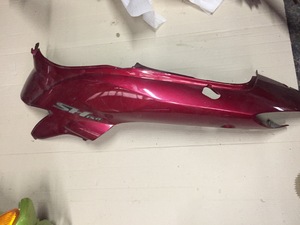 Пластик под сидения правый Honda SH 83600-KPR-9000