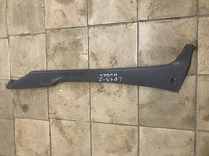 Лыжи нижний пластик для скутера Suzuki Lets II 48181-43EKO