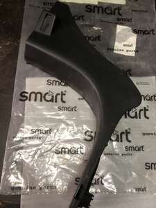 Обшивка передняя левая Smart 453 A4536903400