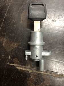 Side lock for scooter