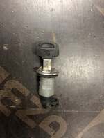 Боковой замок для скутера мопеда