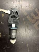 Боковой замок для скутера мопеда