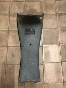 Пластик под сидения центральный мото скутер китайский