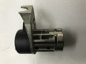Замок в ручку наружную водительскую Smart 4517660066