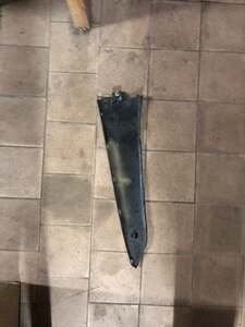 Лыжа нижний пластик для скутера Honda Jocker 83620-GCKA-0000