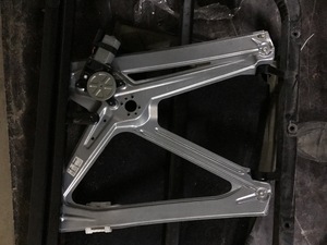Window regulator left Smart 451