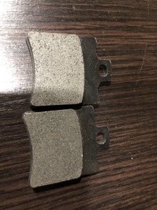 Тормозные дисковые колодки для скутера