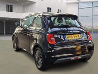 Fiat 500e high 3+1 08/2021 черный