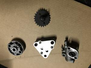 Oil pump for moped scooter