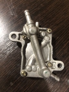 Вакуумный краник для скутера Honda Япония оригинал б.у.