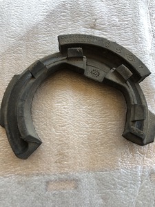 Прокладка рессоры спереди справа Smart 453 A4533220184