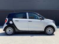 Smart Forfour 453 Electric Drive 03/2018 черно-белый