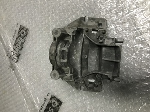 Рулевая колонка сверху вкладыш A4514610028