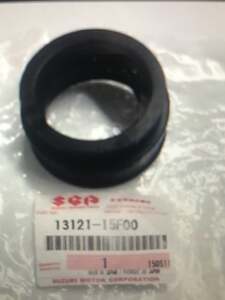 Запчасти для макси скутера Suzuki Burgman 650 13121-15F00