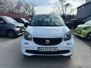 Smart Forfour 453 Electric Drive 02/2018 черно-белый