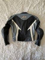 Мотокуртка кожаная IXS 50 серая