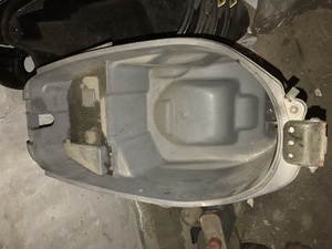 Бардачок під сидіння Honda Dio AF18
