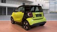 Smart Fortwo 453 EQ 11/2021 зеленый лайм-черный