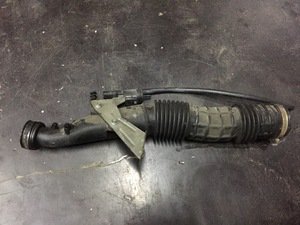 Патрубок турбины воздушного фильтра  Smart Fortwo 450 б.у.