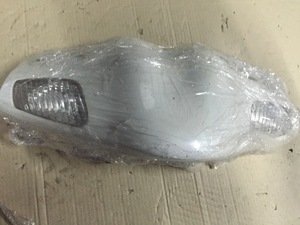 Обтекатель пластик фары голова Viper Storm белый
