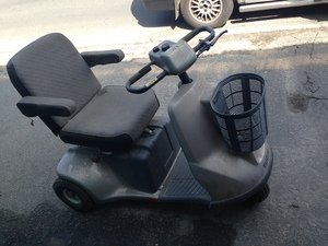 Инвалидное кресло электрическое