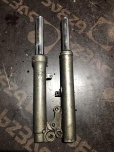 Перья вилки Yamaha 3VP