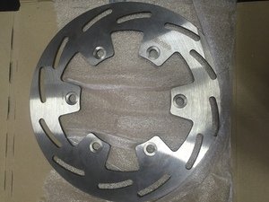 Тормозной диск передний Suzuki Burgman 250 Ferodo FMD0026R