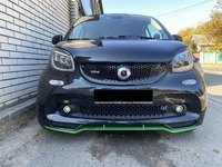 Бампер передній з капотом та камерою Brabus Smart Fortwo 453 Green Flash повний комплект