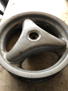 Диск задний Yamaha Neos