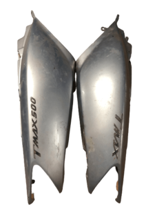 Боковой пластик для скутера Yamaha T-Max