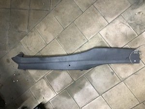 Лыжи нижний пластик длинная левая Honda Lead AF20 83620-GW2-0000