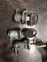 Боковой замок для скутера мопеда