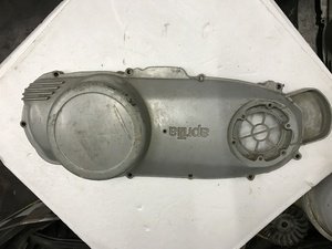 Крышка вариатора для скутера Aprilia