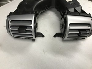 Дефлектор повітряний основний Smart 451 панель центральна 451 A4518300854