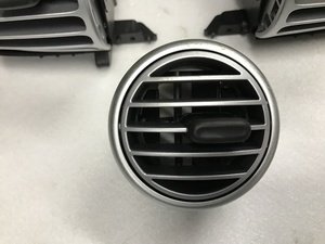Дефлектор воздушный Smart 451 A4518301054 слева