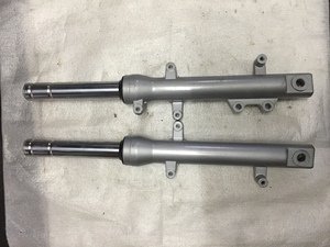 Амортизатор передний перья вилки QJ 125