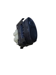 Roof release button 0004817V001
