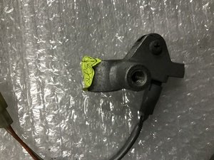 Крепления ручки под зеркало