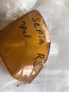 Стекло задних поворотов для скутера Suzuki