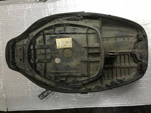 Сидения для скутера Piaggio